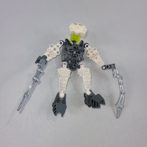 Bionicle 8945 Solek Figure by Lego C8