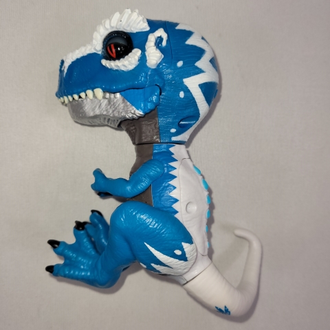 Fingerlings Ironjaw T-Rex Tyrannosaurus by Spin Master C8