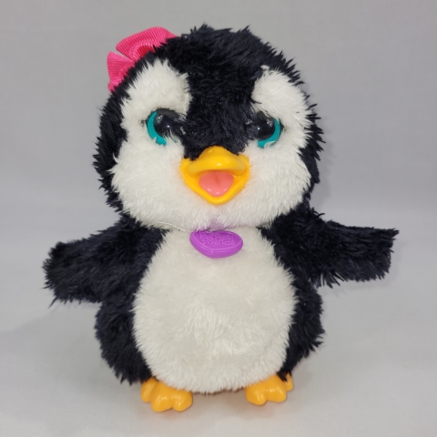 FurReal Friends Piper My Dancing Penguin by Hasbro C9