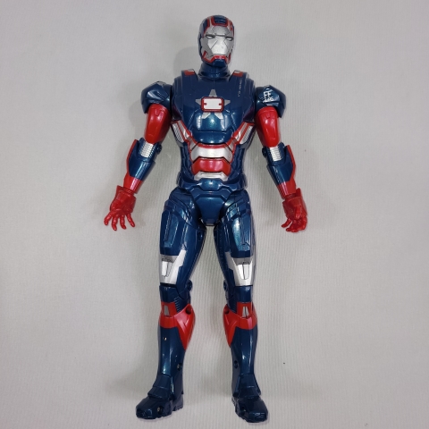 Marvel Iron Man 3 Arc Strike Iron Patriot 10" Figure C8