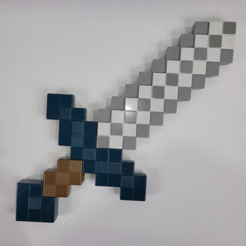 Minecraft Deluxe Netherite Electronic Sounds Sword by Mattel C7