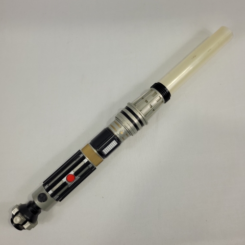 Star Wars Build Your Own 2005 Ultimate Lightsaber by Hasbro C8