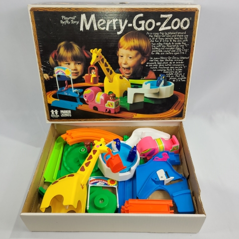 Playrail Merry-Go-Zoo Vintage Track Playset by TOMY C7